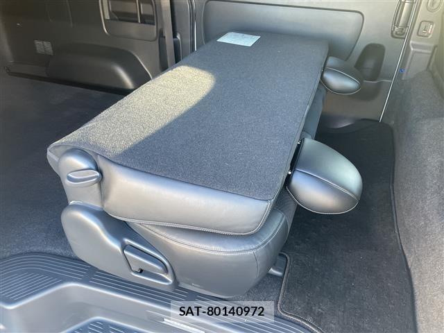 Toyota HIACE VAN 2022 8910497-7