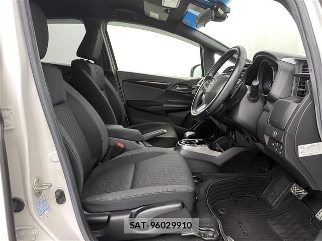Honda FIT 2018 8921666-10