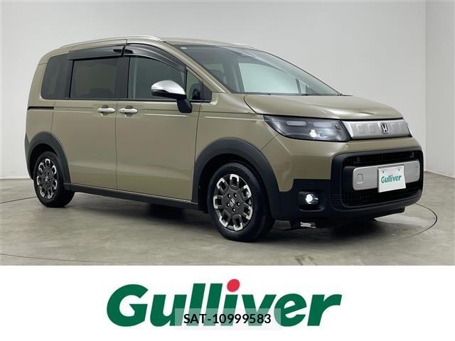 Honda FREED 2025 8684327-0