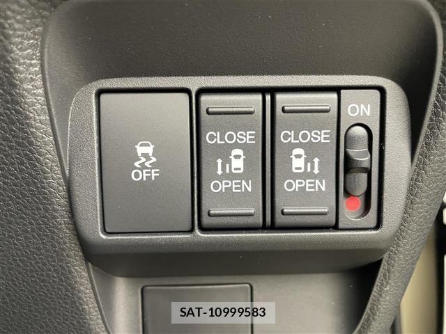 Honda FREED 2025 8684327-11