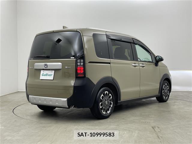 Honda FREED 2025 8684327-14