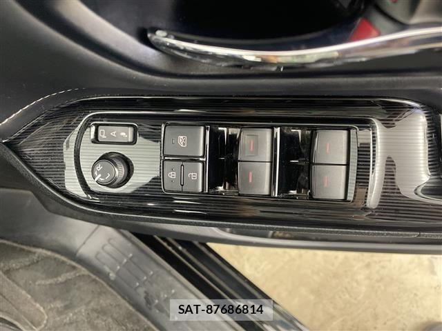 Toyota ESQUIRE 2020 8908748-2