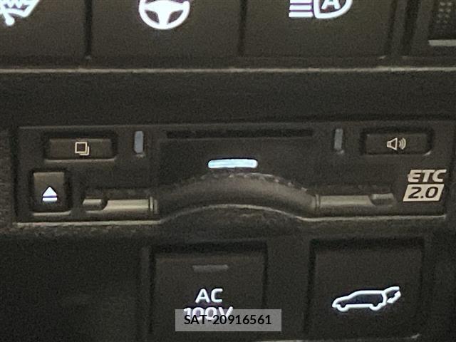 Toyota COROLLA CROSS 2025 8906399-7