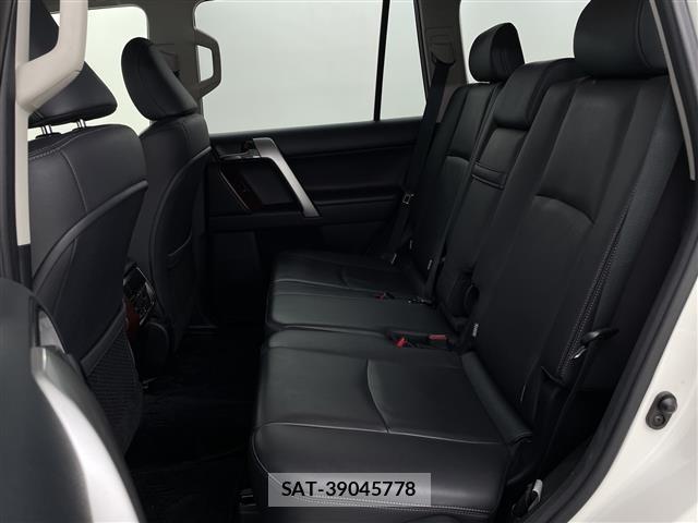 Toyota LAND CRUISER PRADO 2015 8907290-10