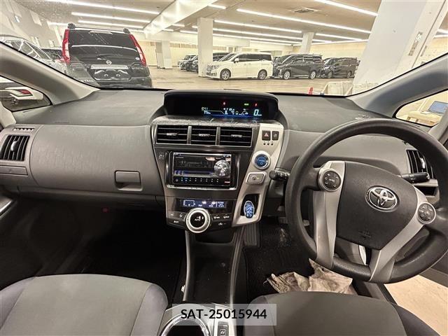 Toyota PRIUS 2011 8938626-2