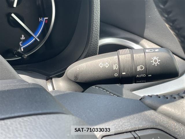 Toyota NOAH 2023 8683479-10