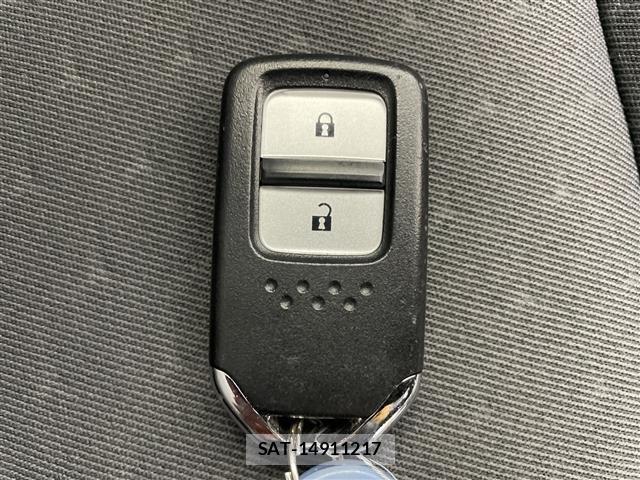 Honda FIT 2025 8921667-20