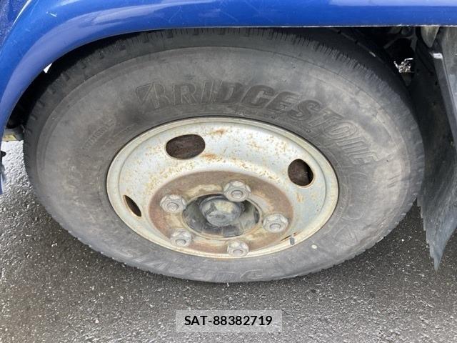 Mazda TITAN 2006 8856610-9