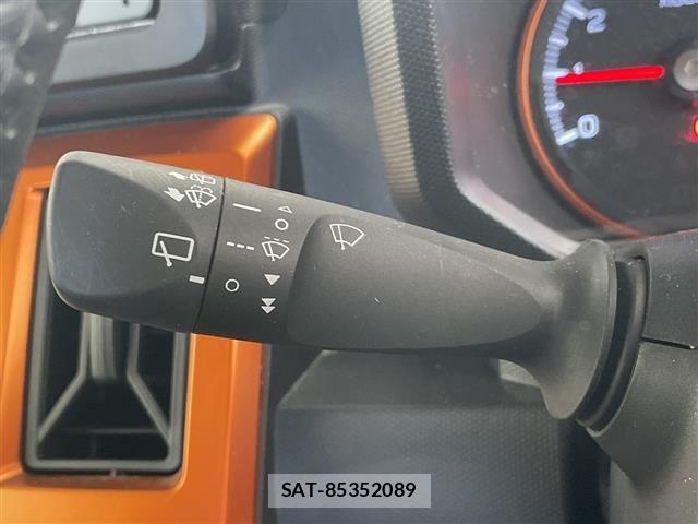 Daihatsu TAFT 2021 8936275-6