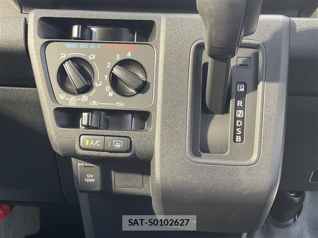 Daihatsu HIJET VAN 2025 8937546-3
