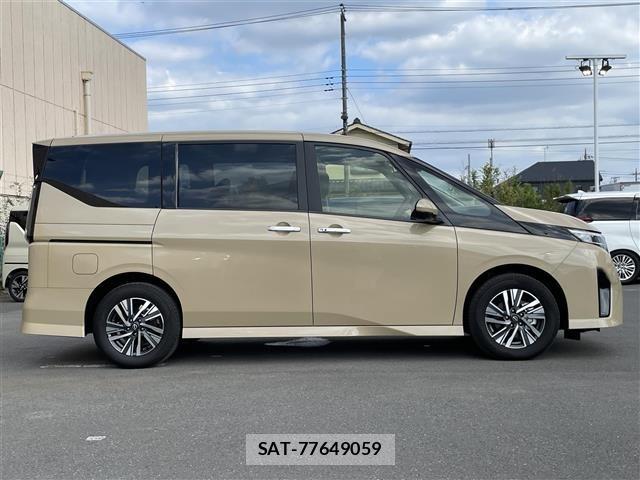 Nissan SERENA 2025 8671269-22