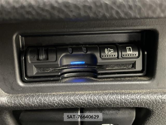 Nissan X-TRAIL 2018 8862547-2