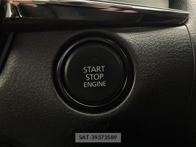 Mazda CX-30 2023 8748178-9