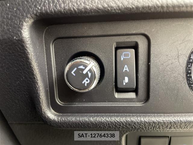 Toyota LAND CRUISER PRADO 2022 8907291-8