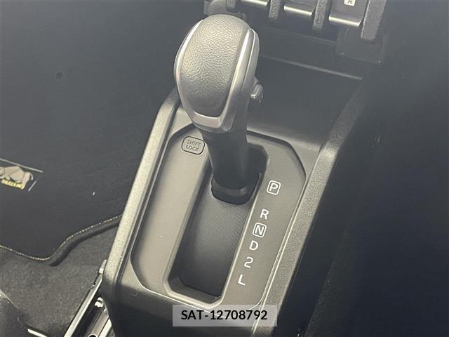 Suzuki JIMNY SIERRA 2025 8700376-12