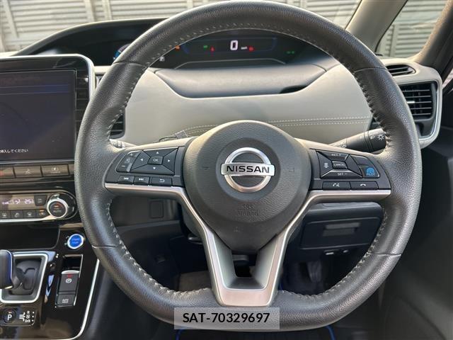 Nissan SERENA 2022 8671299-16