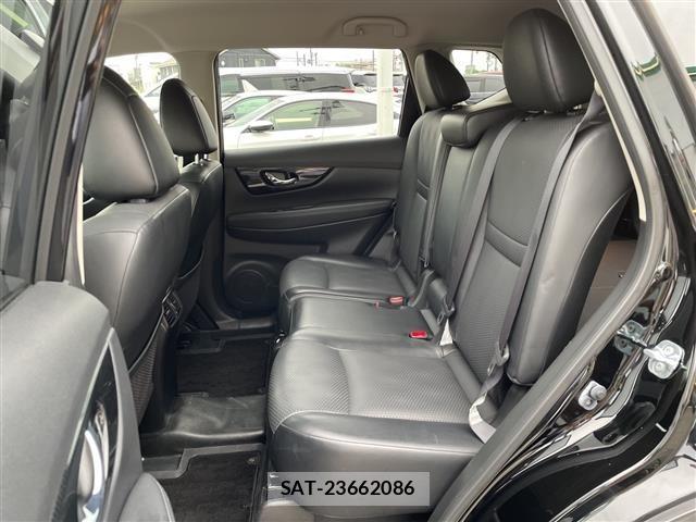 Nissan X-TRAIL 2018 8722722-11