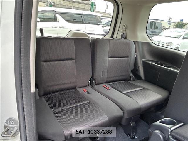 Nissan SERENA 2018 8671318-10