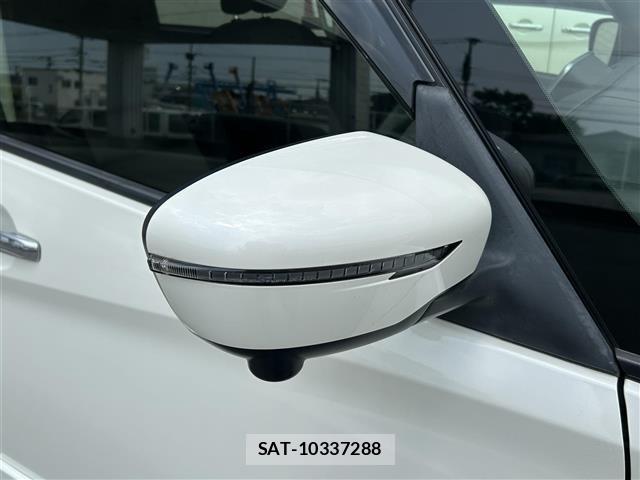 Nissan SERENA 2018 8671318-15
