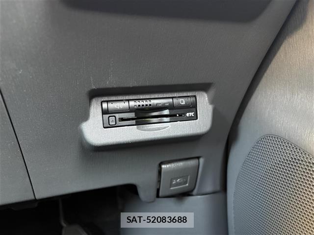 Toyota PRIUS 2012 8710232-11
