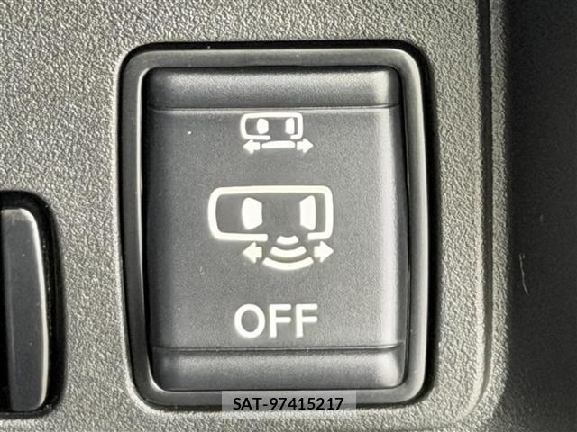 Nissan SERENA 2026 8671329-1