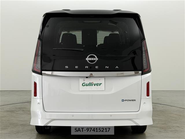 Nissan SERENA 2026 8671329-13