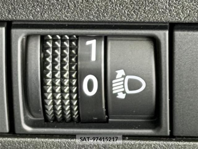 Nissan SERENA 2026 8671329-21