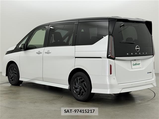 Nissan SERENA 2026 8671329-4