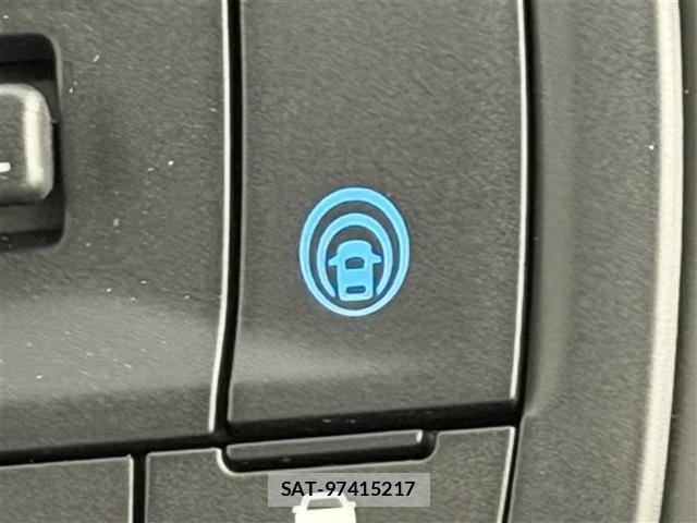 Nissan SERENA 2026 8671329-5