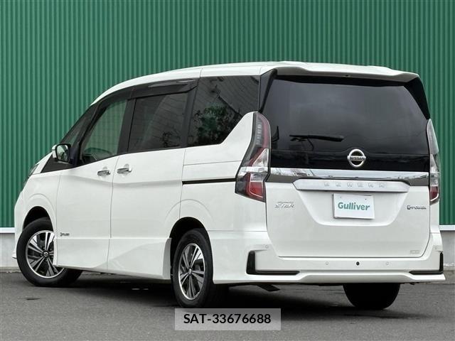 Nissan SERENA 2022 8671361-14