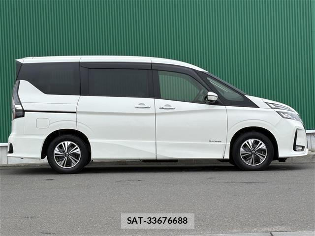 Nissan SERENA 2022 8671361-2