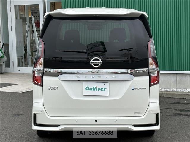 Nissan SERENA 2022 8671361-4