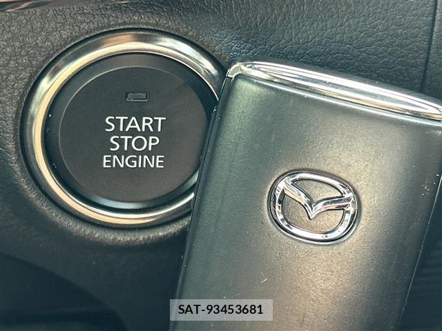Mazda MAZDA3 2023 8909286-12