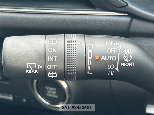 Mazda MAZDA3 2023 8909286-16