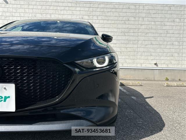 Mazda MAZDA3 2023 8909286-17