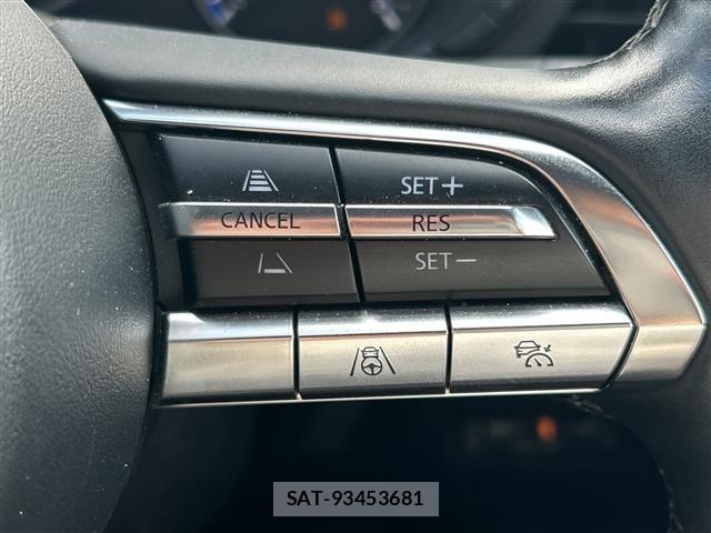 Mazda MAZDA3 2023 8909286-22