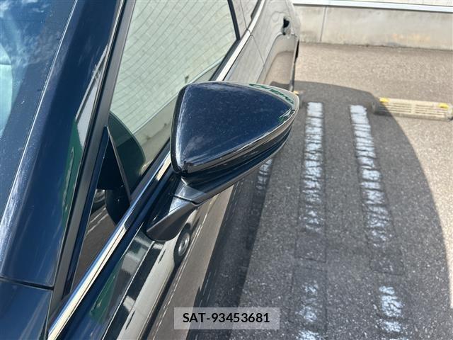 Mazda MAZDA3 2023 8909286-25