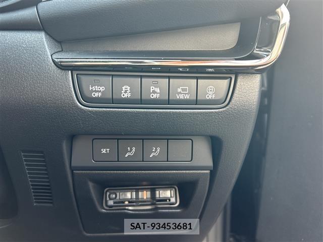 Mazda MAZDA3 2023 8909286-28
