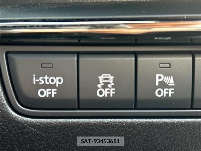 Mazda MAZDA3 2023 8909286-29