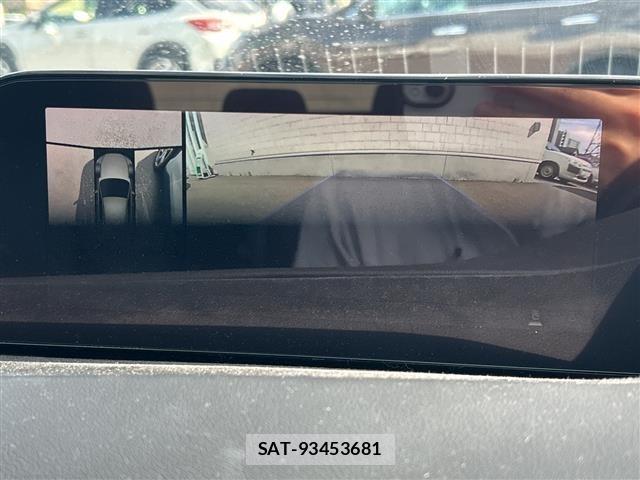Mazda MAZDA3 2023 8909286-33