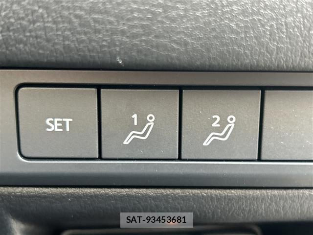 Mazda MAZDA3 2023 8909286-41