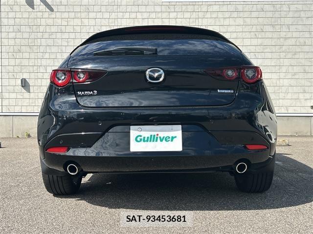 Mazda MAZDA3 2023 8909286-9