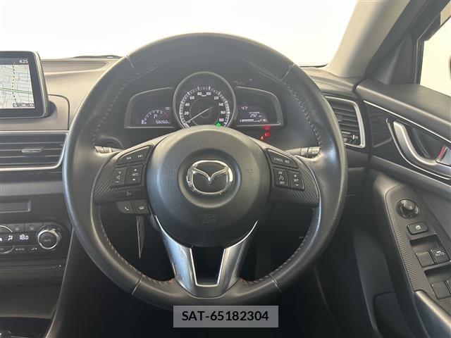 Mazda AXELA 2014 8678383-3