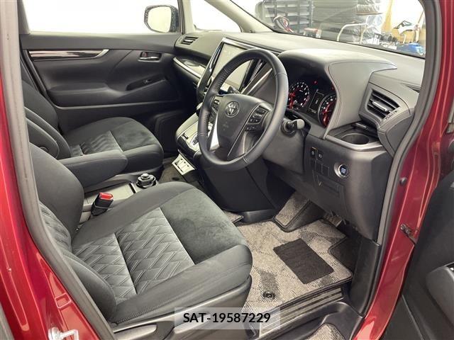Toyota VELLFIRE 2018 8904915-1
