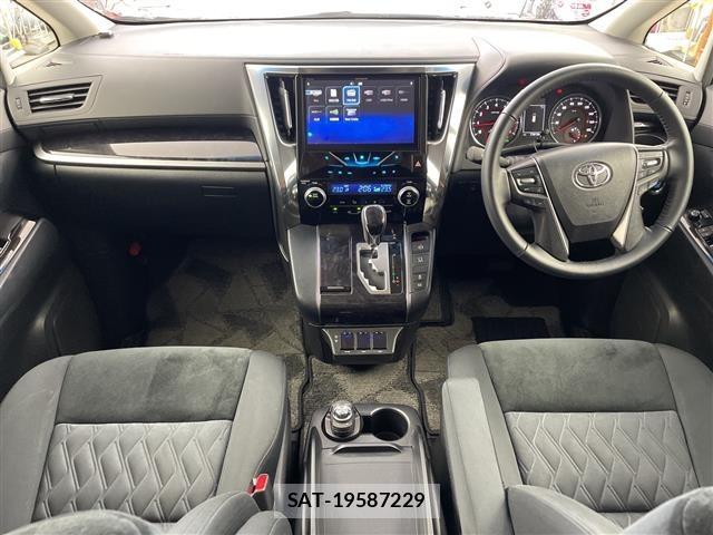 Toyota VELLFIRE 2018 8904915-14