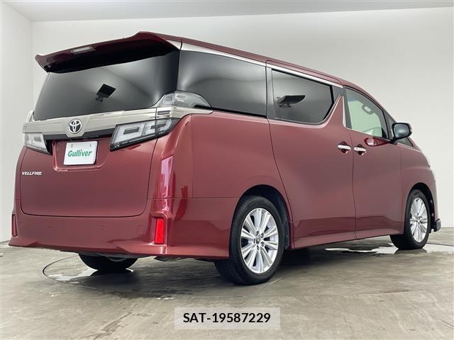 Toyota VELLFIRE 2018 8904915-16