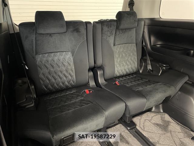 Toyota VELLFIRE 2018 8904915-8