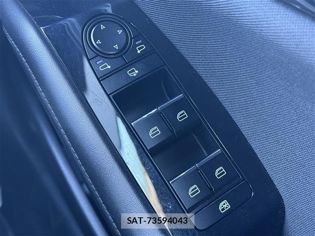 Mazda MAZDA3 2020 8689986-6