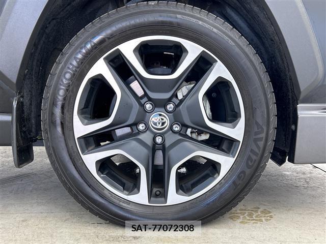 Toyota RAV4 2020 8938294-12