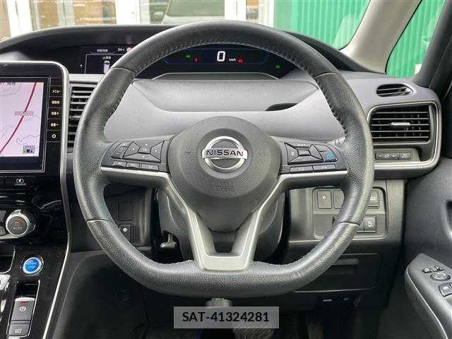Nissan SERENA 2020 8671387-1